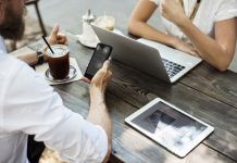 Yahoo Sports bolsters sportsbook and DFS with BetMGM